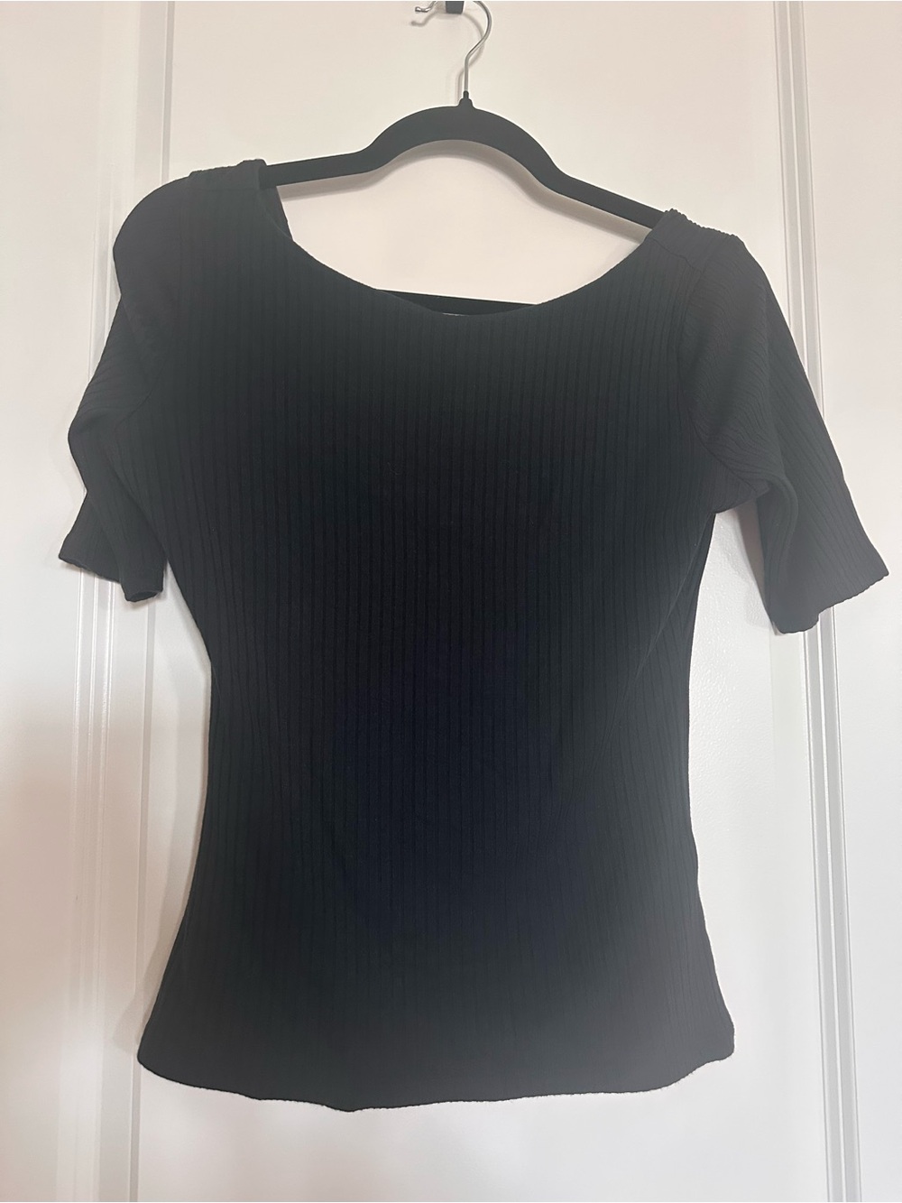 Abercrombie and Fitch Black Ribbed Short Sleeve Women's Top